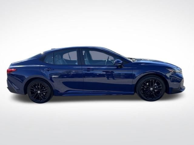 Used 2025 Toyota Camry XSE image 7