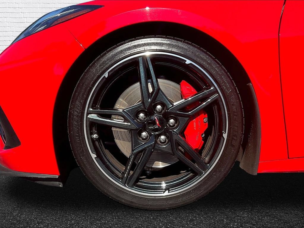 Used 2020 Chevrolet Corvette Stingray Coupe w/ Z51 Performance Package RWD image 25