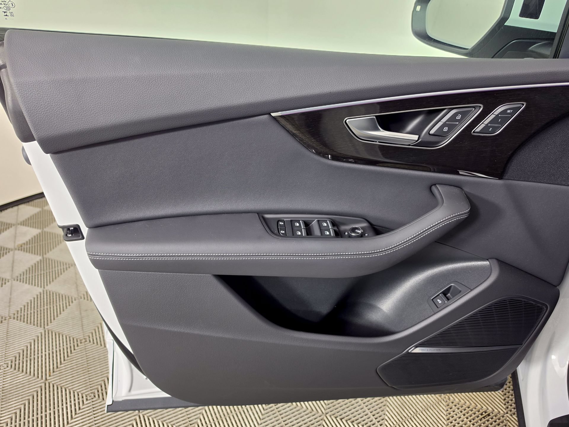 New 2026 Audi Q8 Premium Plus AWD/4WD image 17