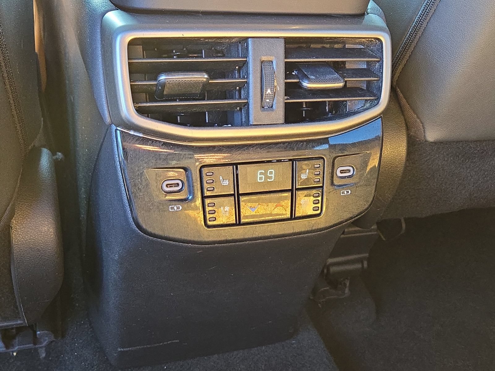 Used 2023 Lexus RX 350 w/ Cold Area Package AWD/4WD image 15