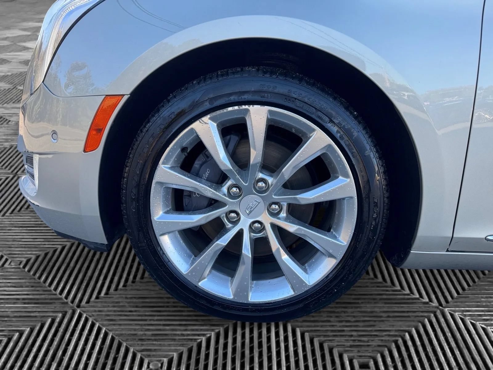 Used 2016 Cadillac XTS Luxury w/ Driver Awareness Package FWD image 9