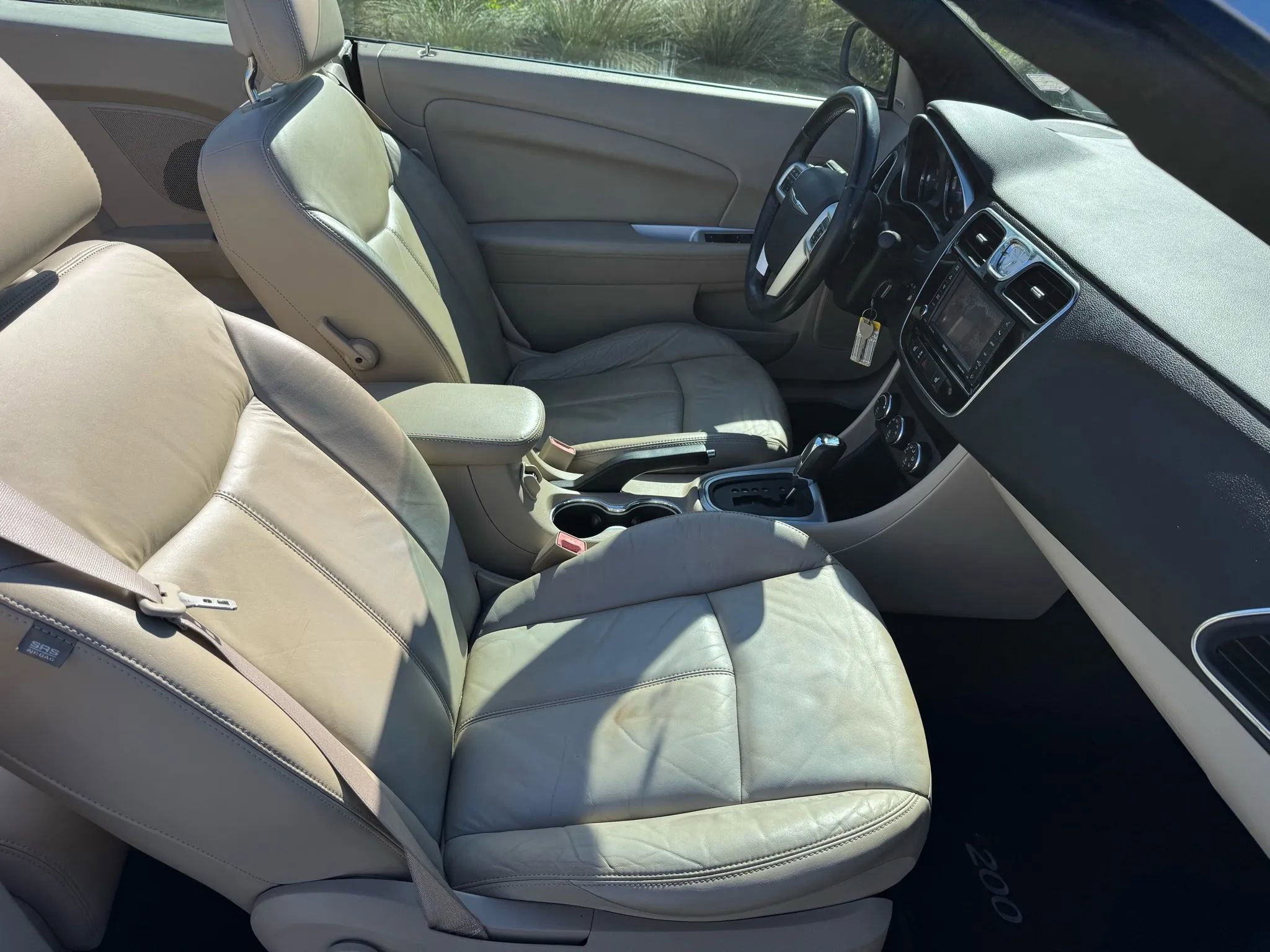 Used 2011 Chrysler 200 Limited image 21