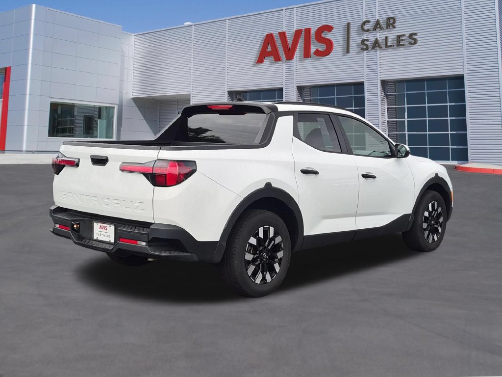 Used 2025 Hyundai Santa Cruz SEL FWD image 6