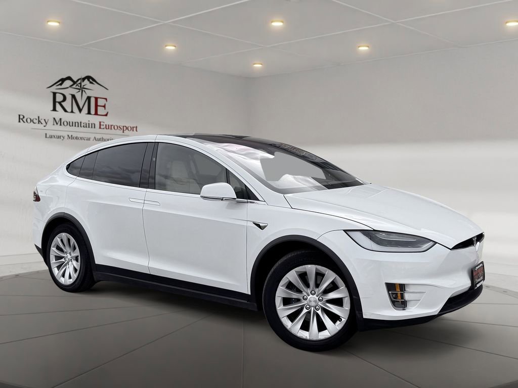 Used 2019 Tesla Model X P100D image 1