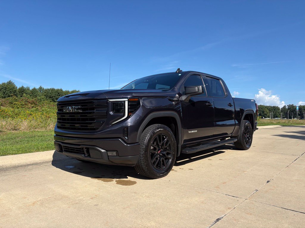 Used 2022 GMC Sierra 1500 Elevation w/ LPO, Elevation Black Package AWD/4WD image 1