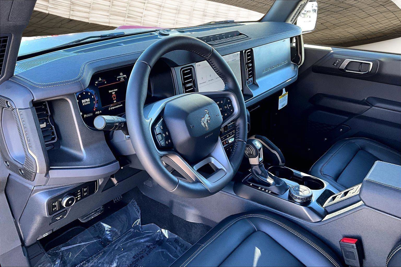 New 2025 Ford Bronco Badlands image 8