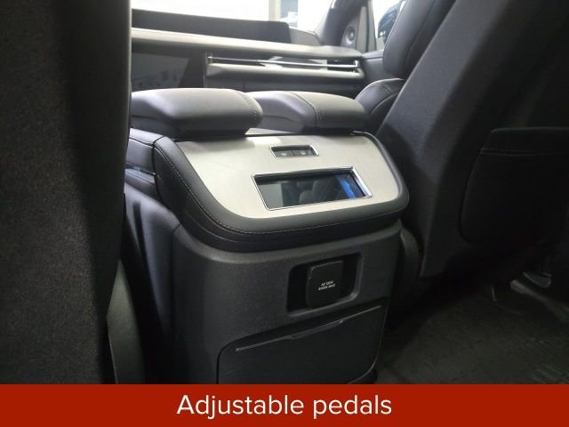 New 2025 Lincoln Navigator Reserve w/ Jet Appearance Package image 31