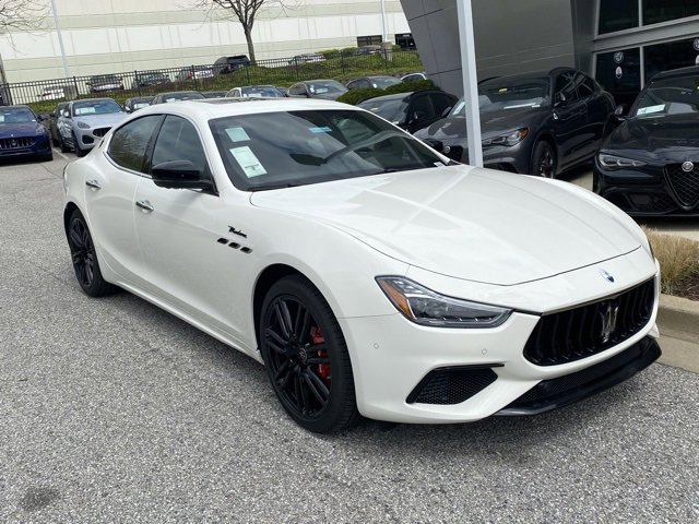 New 2024 Maserati Ghibli Modena Ultima Q4