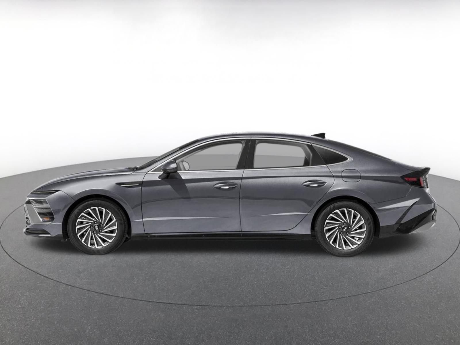 Used 2025 Hyundai Sonata SEL FWD image 3