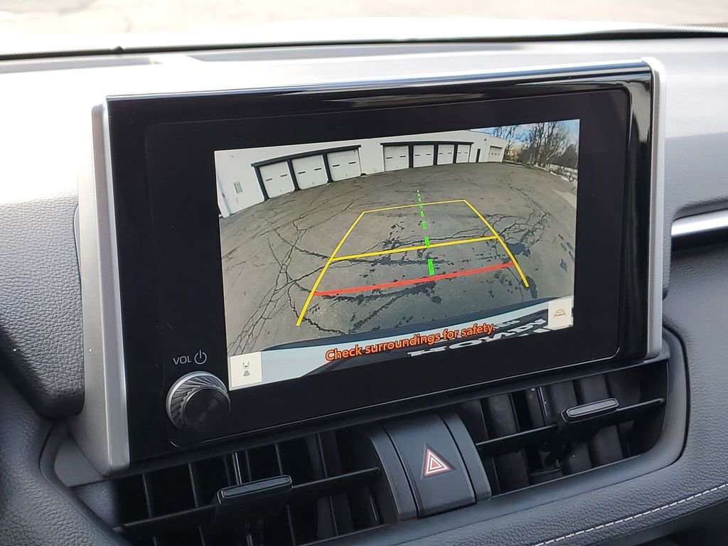 Used 2024 Toyota RAV4 LE image 18