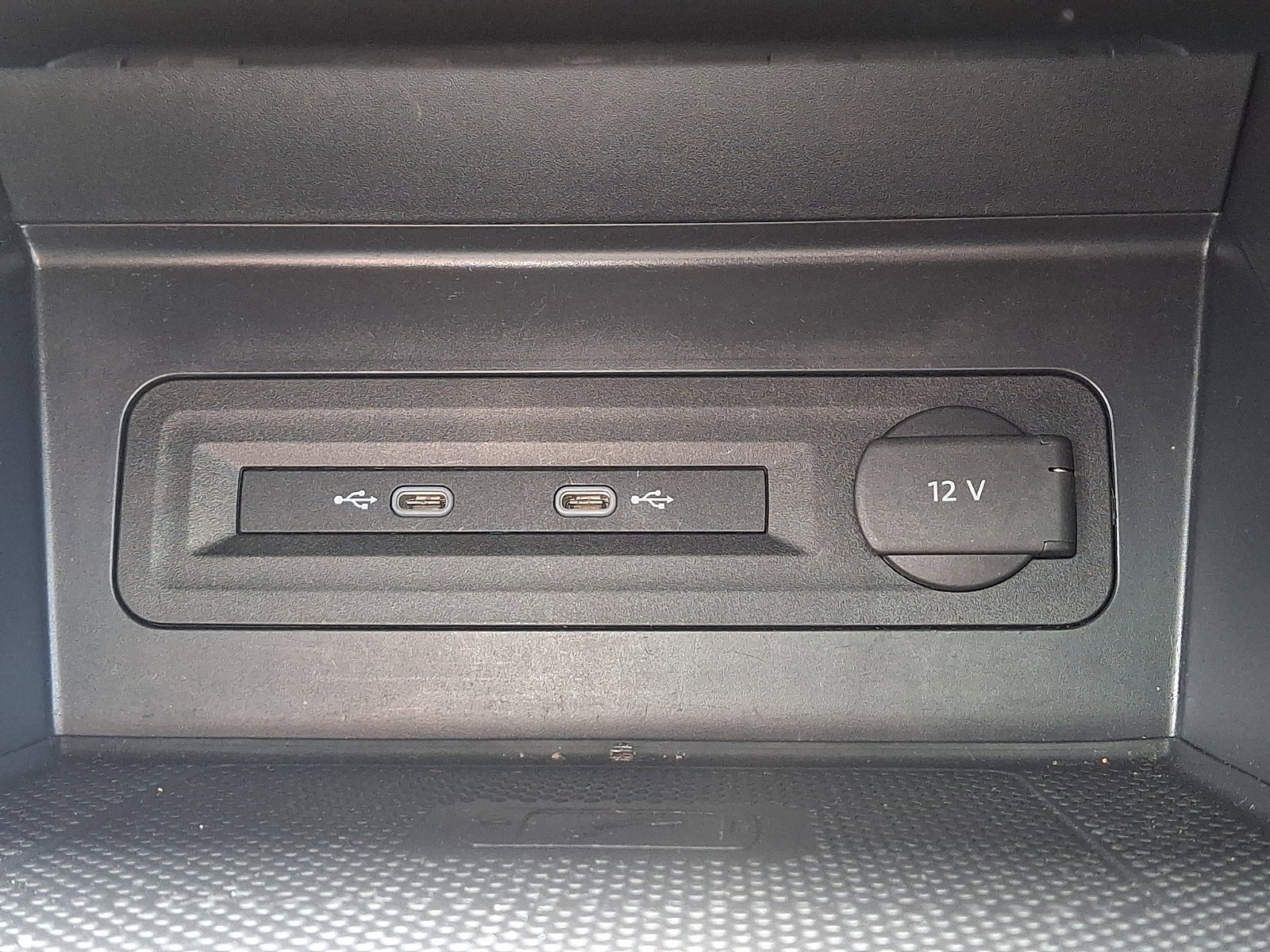 Used 2023 Volkswagen Atlas SE w/ Panoramic Sunroof Package image 24