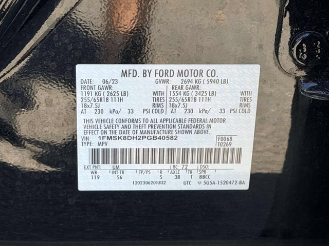 Used 2023 Ford Explorer XLT w/ Equipment Group 202A AWD/4WD image 26