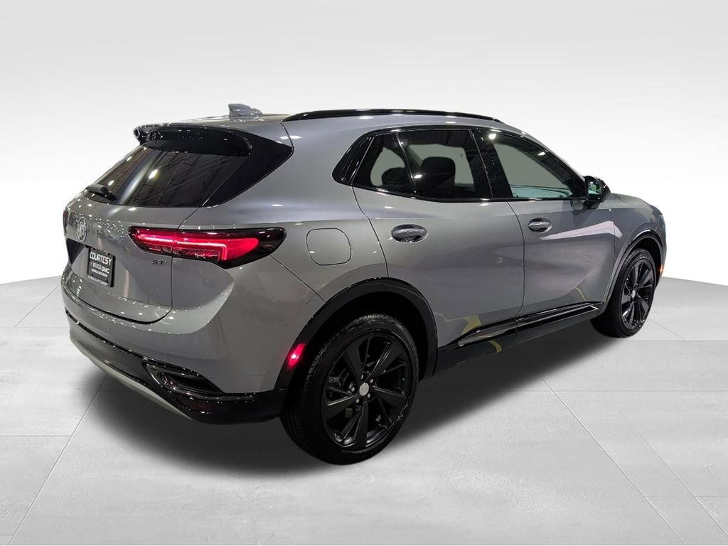 Used 2021 Buick Envision Essence w/ Technology Package I AWD/4WD image 5