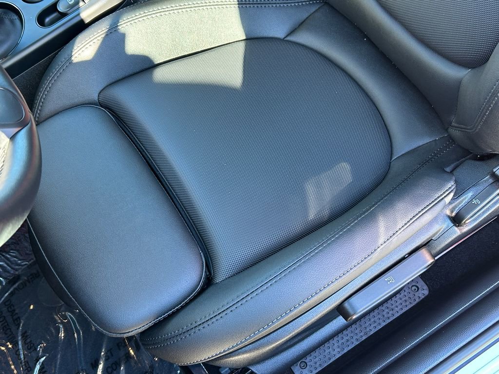 Used 2024 MINI Cooper SE image 15