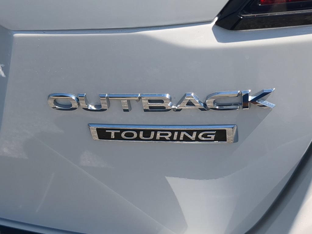 Certified 2025 Subaru Outback Touring w/ Popular Package #2 AWD/4WD image 11