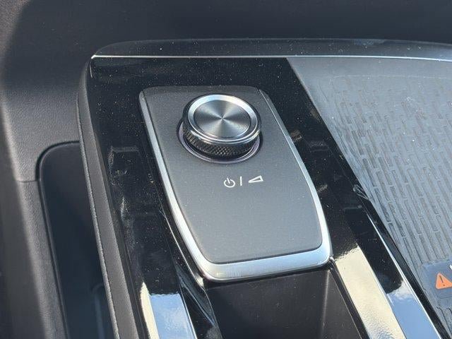 New 2026 Buick Enclave Sport Touring w/ Power Package FWD image 34