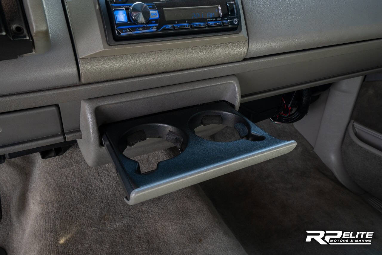 Used 1994 Chevrolet Silverado 1500 2WD Regular Cab image 61