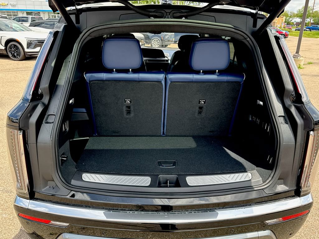 New 2026 Cadillac Vistiq Premium Luxury image 14