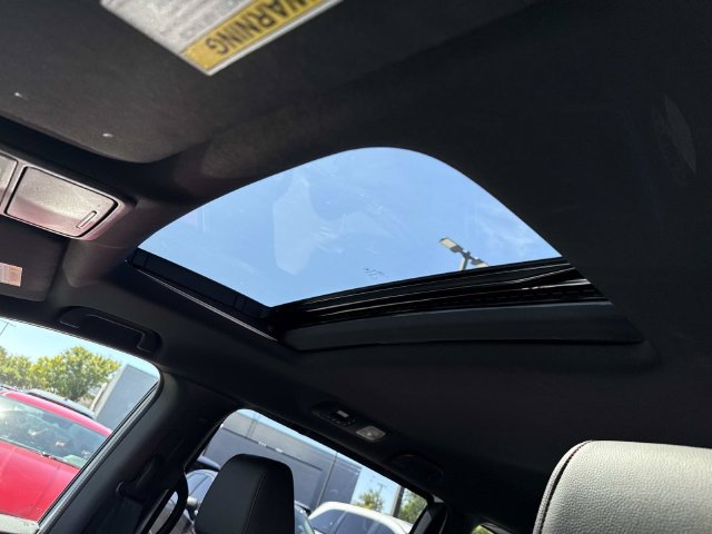 Used 2023 Honda Odyssey Sport image 16