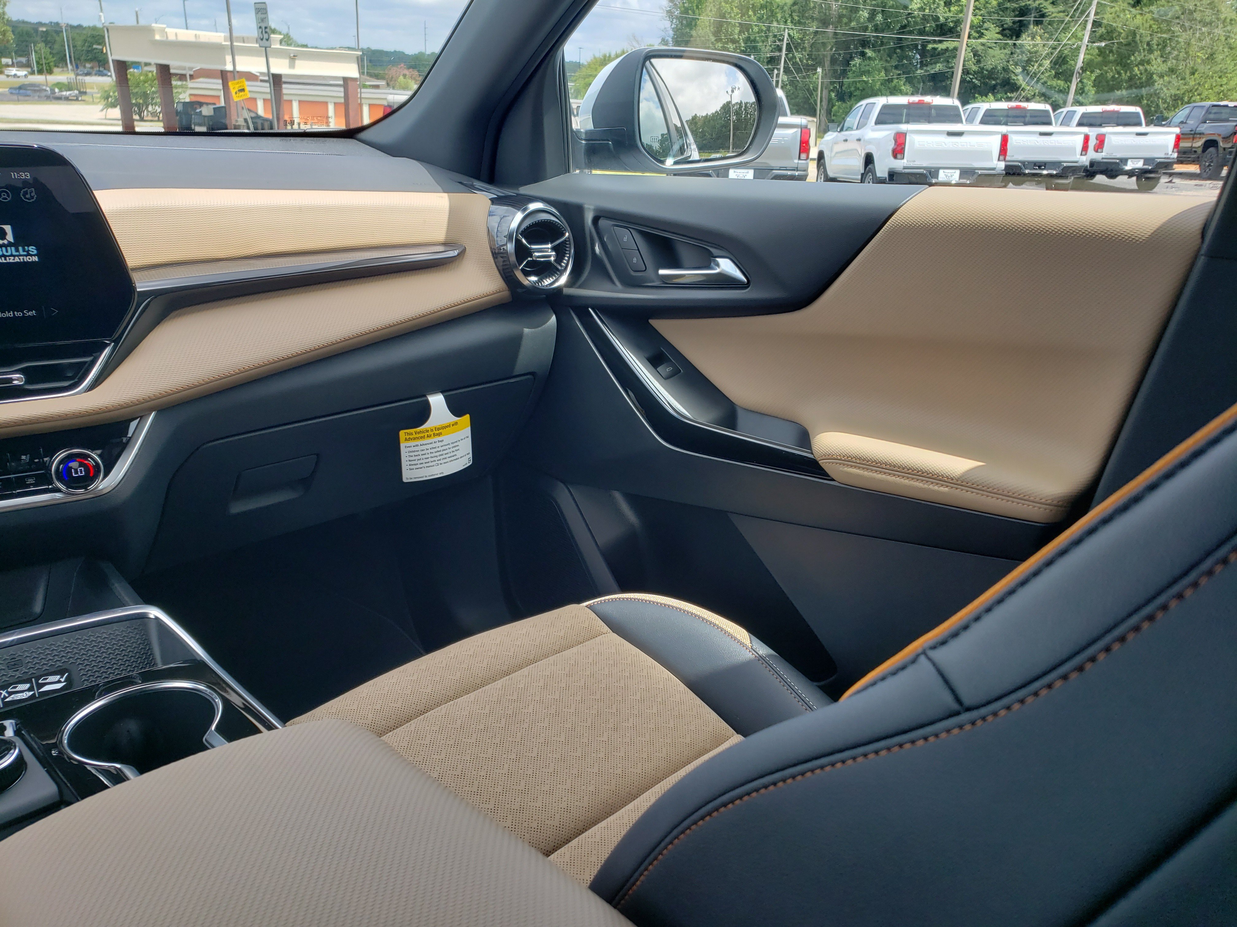 New 2026 Chevrolet Equinox ACTIV w/ Convenience Package III FWD image 36