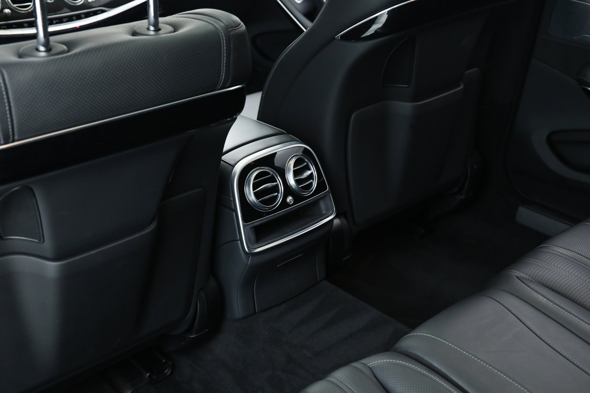 Used 2020 Mercedes-Benz S 63 AMG 4MATIC Sedan image 35