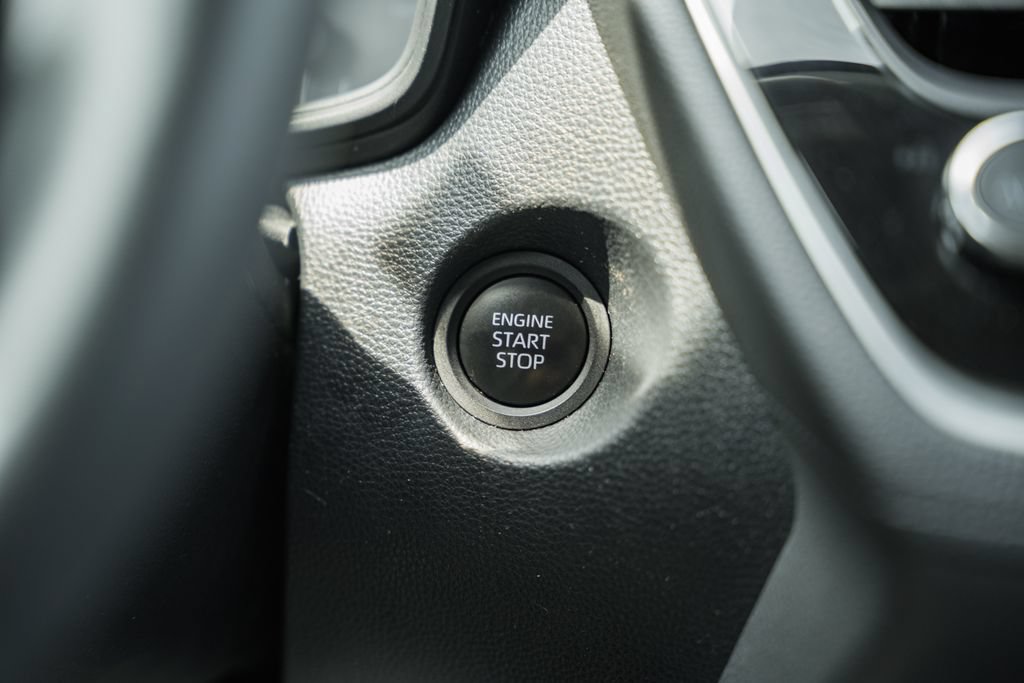 Used 2024 Toyota Corolla Cross LE AWD/4WD image 24