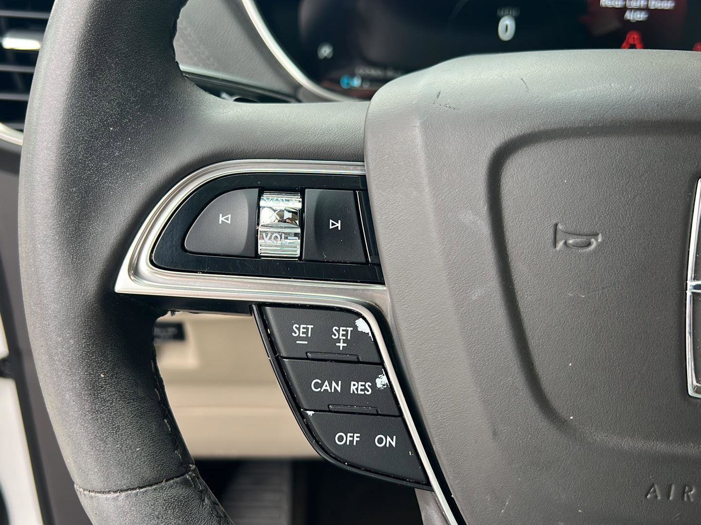 Used 2020 Lincoln Nautilus FWD w/ Equipment Group 101A image 20