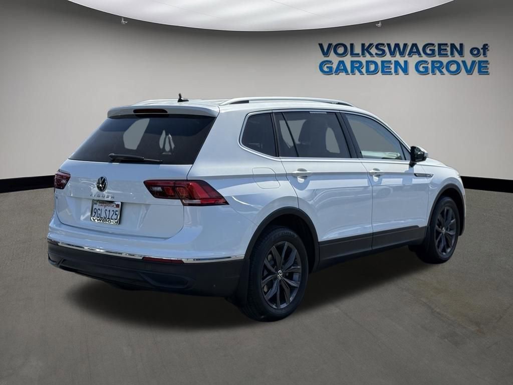 Used 2023 Volkswagen Tiguan SE image 7
