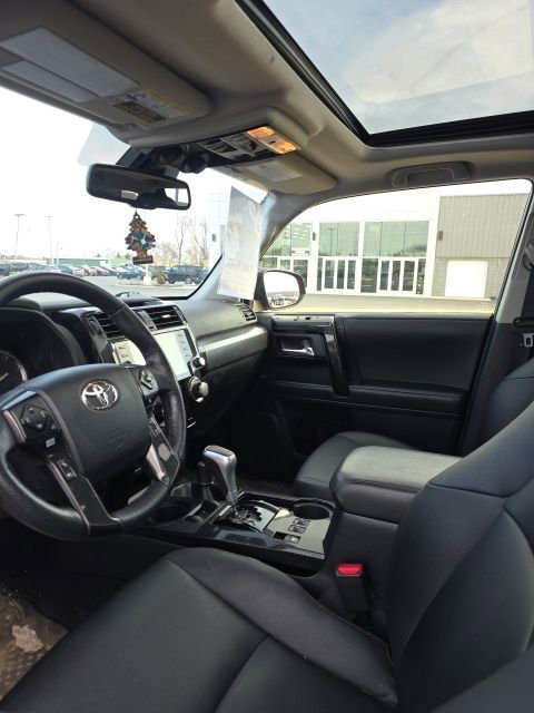 Used 2024 Toyota 4Runner TRD Off-Road Premium image 20