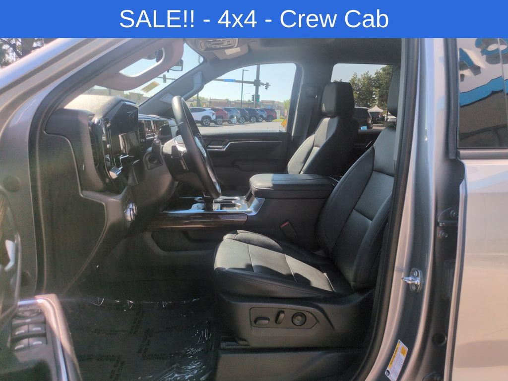 Used 2023 GMC Sierra 1500 Elevation w/ Elevation Premium Package AWD/4WD image 9