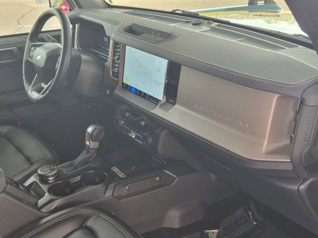 Used 2025 Ford Bronco Outer Banks AWD/4WD image 22