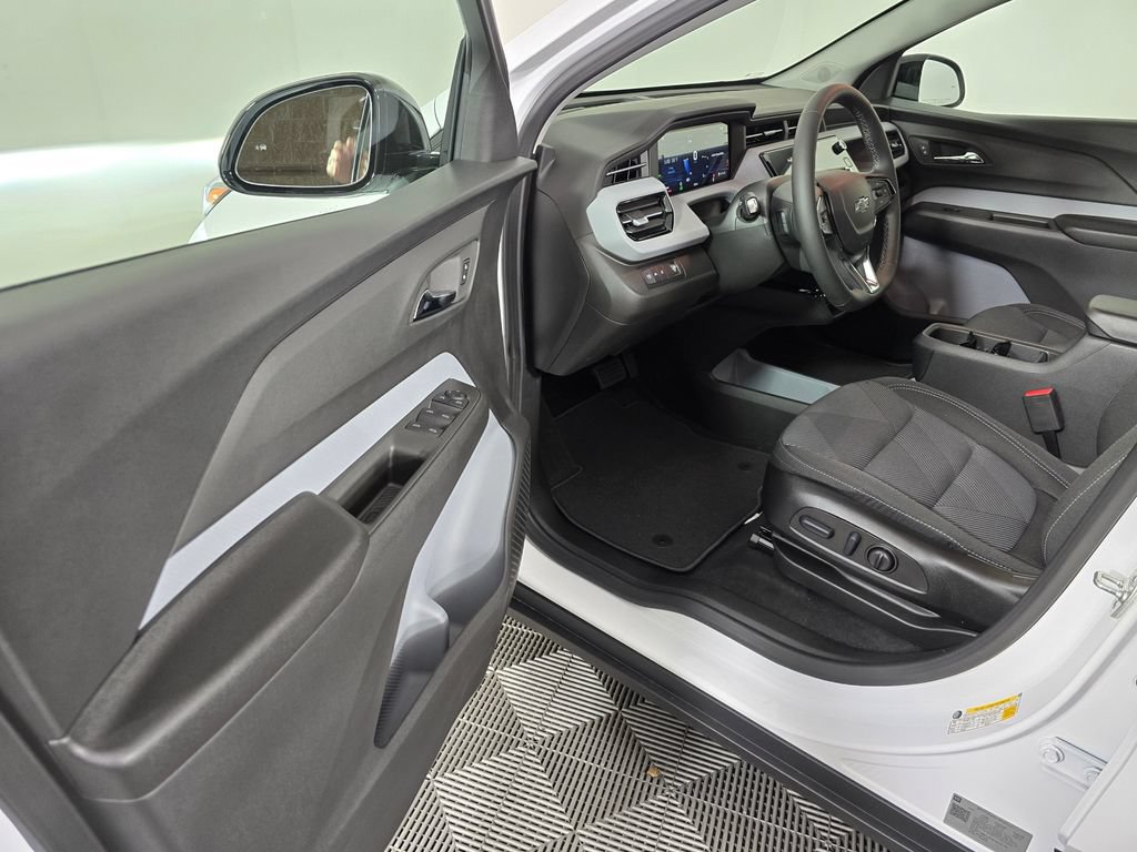 New 2027 Chevrolet Bolt LT w/ Comfort Package FWD image 21