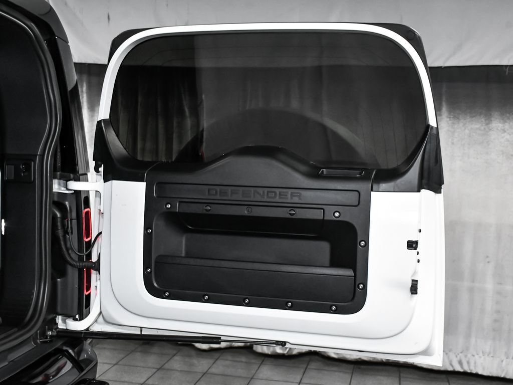 Used 2023 Land Rover Defender 90 X-Dynamic SE AWD/4WD image 63