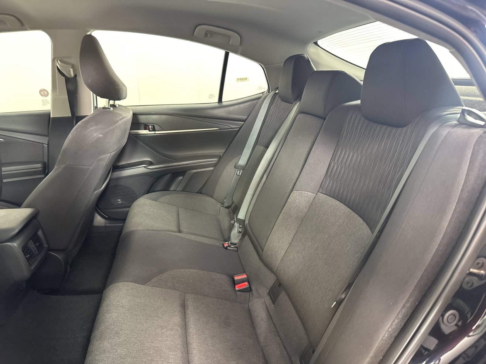 Used 2025 Toyota Camry LE FWD image 12