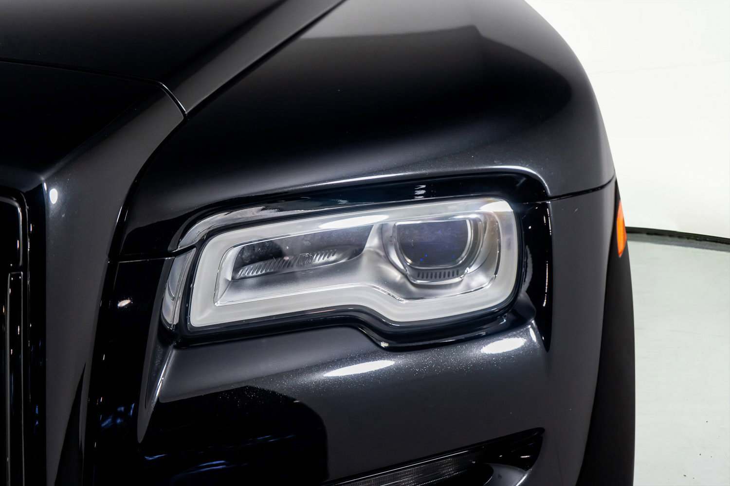 Used 2019 Rolls-Royce Wraith image 12