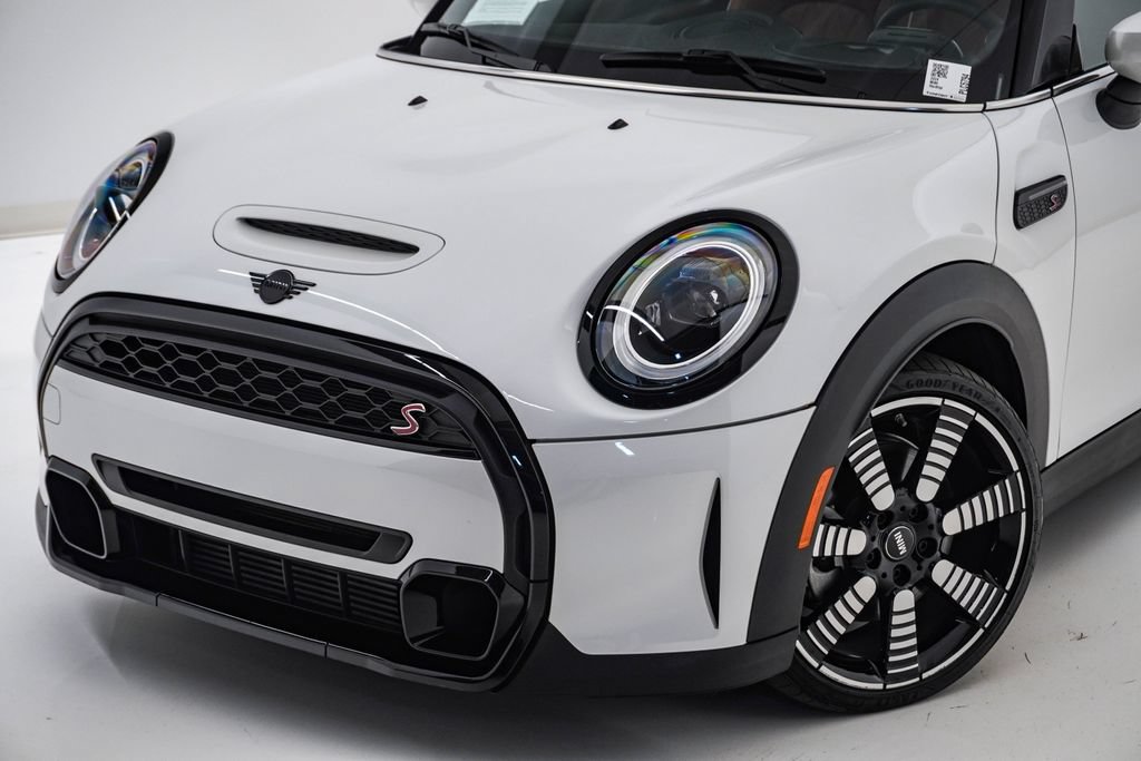 Used 2024 MINI Cooper S FWD image 4