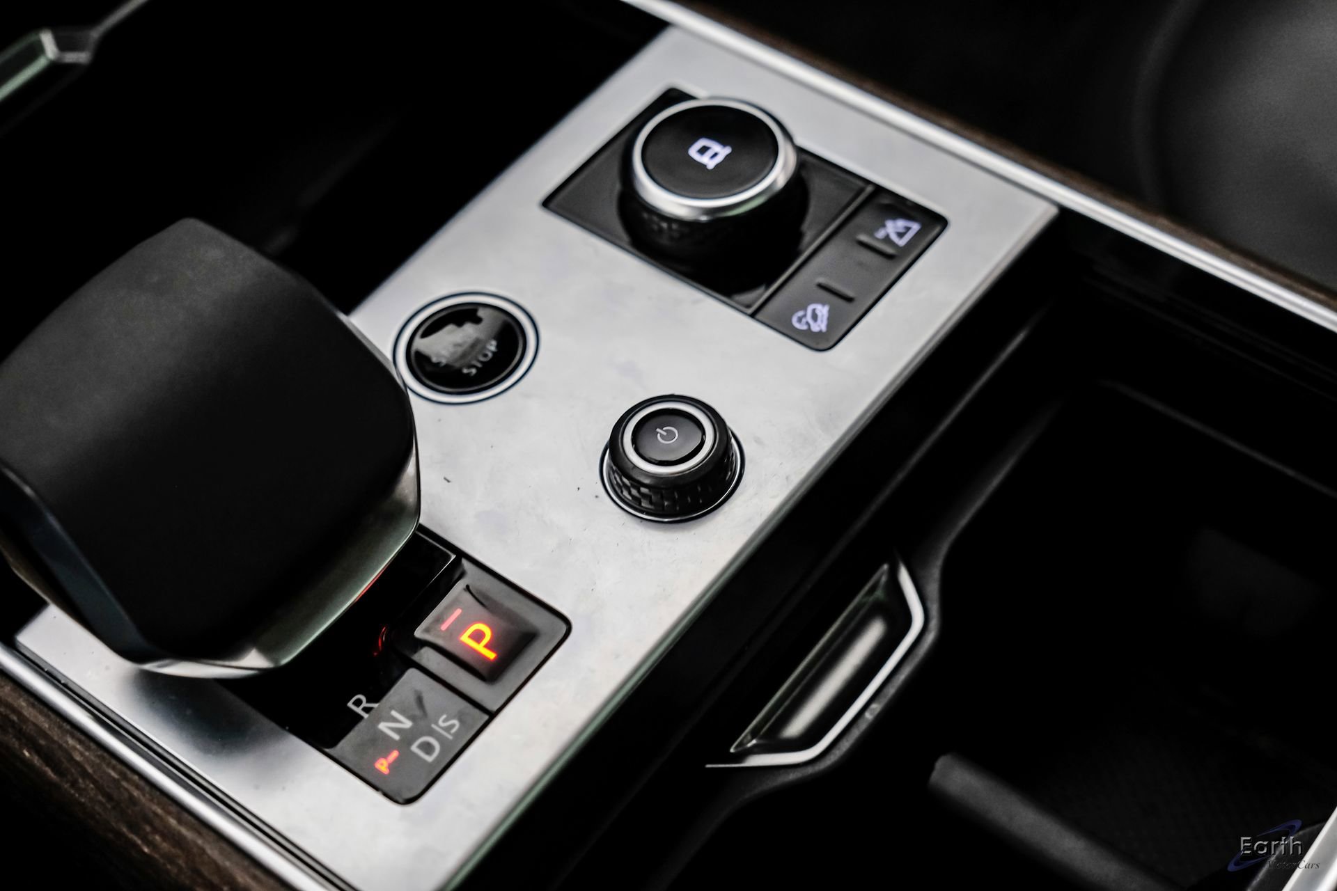 Used 2023 Land Rover Range Rover SE image 54