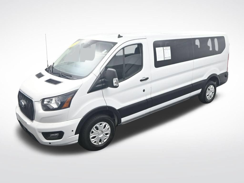 Used 2024 Ford Transit 350 XLT RWD image 32
