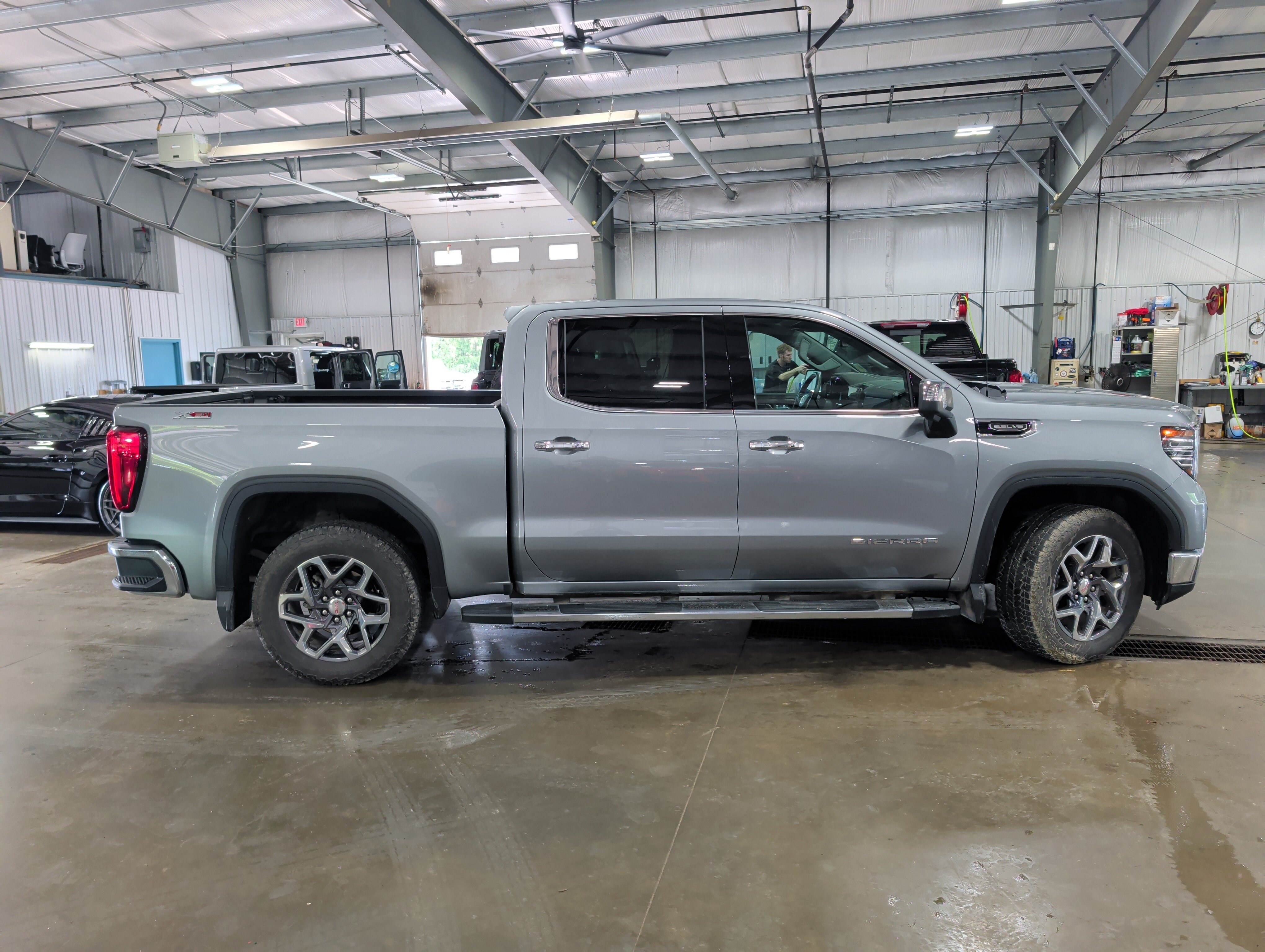 Used 2024 GMC Sierra 1500 SLT w/ SLT Premium Plus Package AWD/4WD image 2