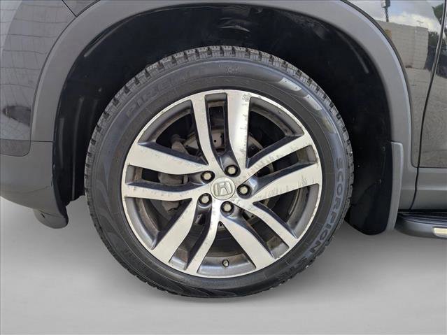 Used 2017 Honda Pilot Elite image 27