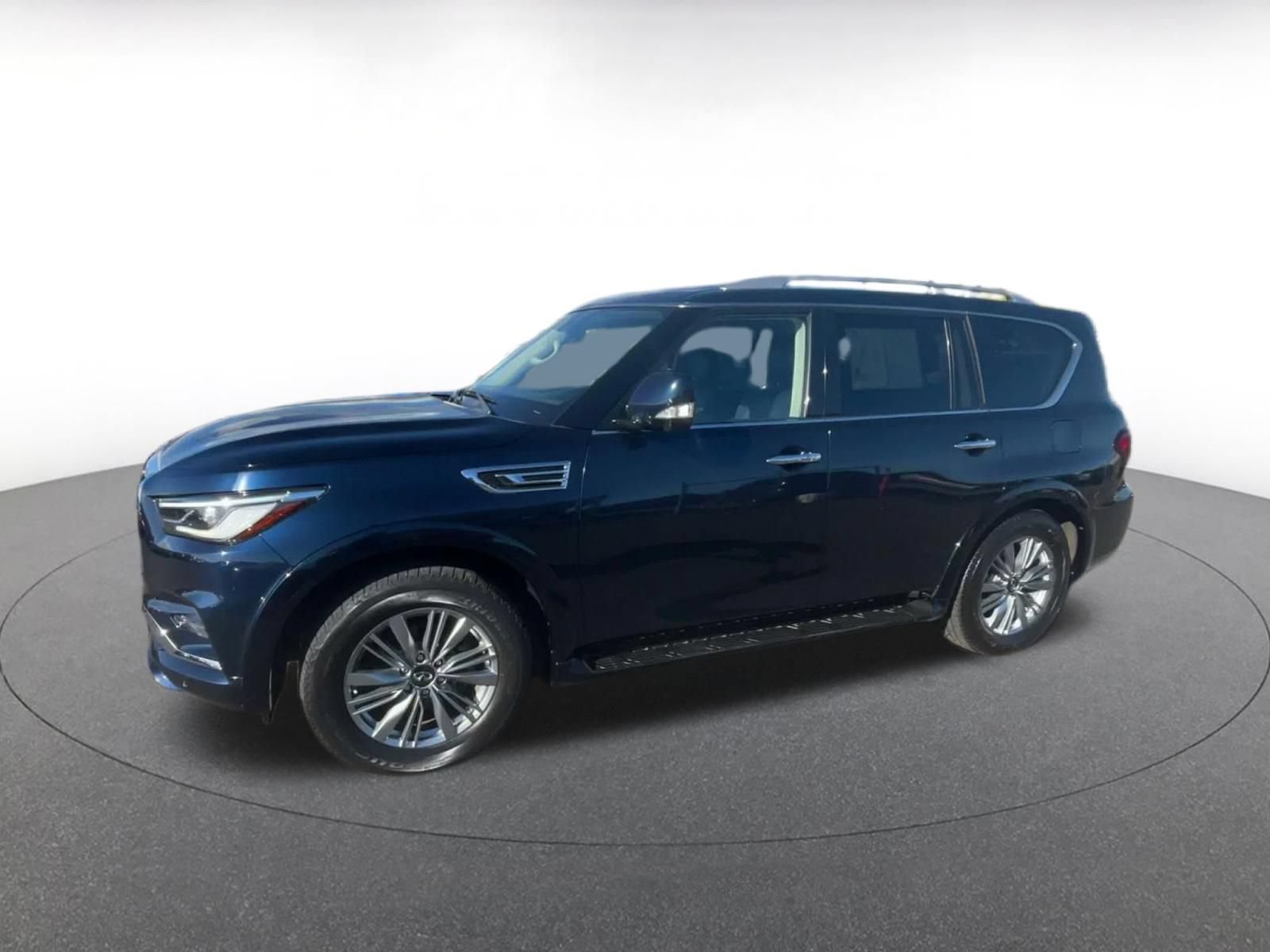 Used 2022 INFINITI QX80 Luxe AWD/4WD image 7