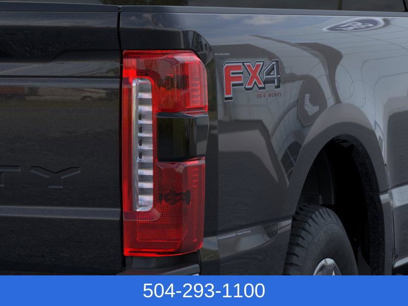 New 2025 Ford F250 Lariat w/ Chrome Package image 21