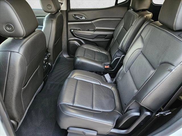 Used 2023 GMC Acadia SLT w/ Elevation Edition image 20