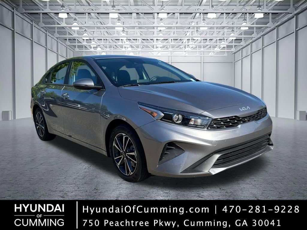 Used 2023 Kia Forte LXS w/ LXS Technology Package FWD image 1