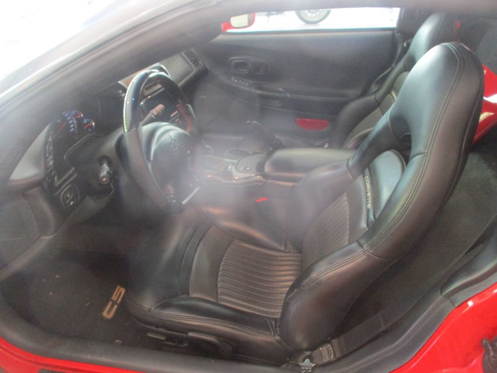Used 2000 Chevrolet Corvette Convertible w/ Memory Pkg RWD image 8