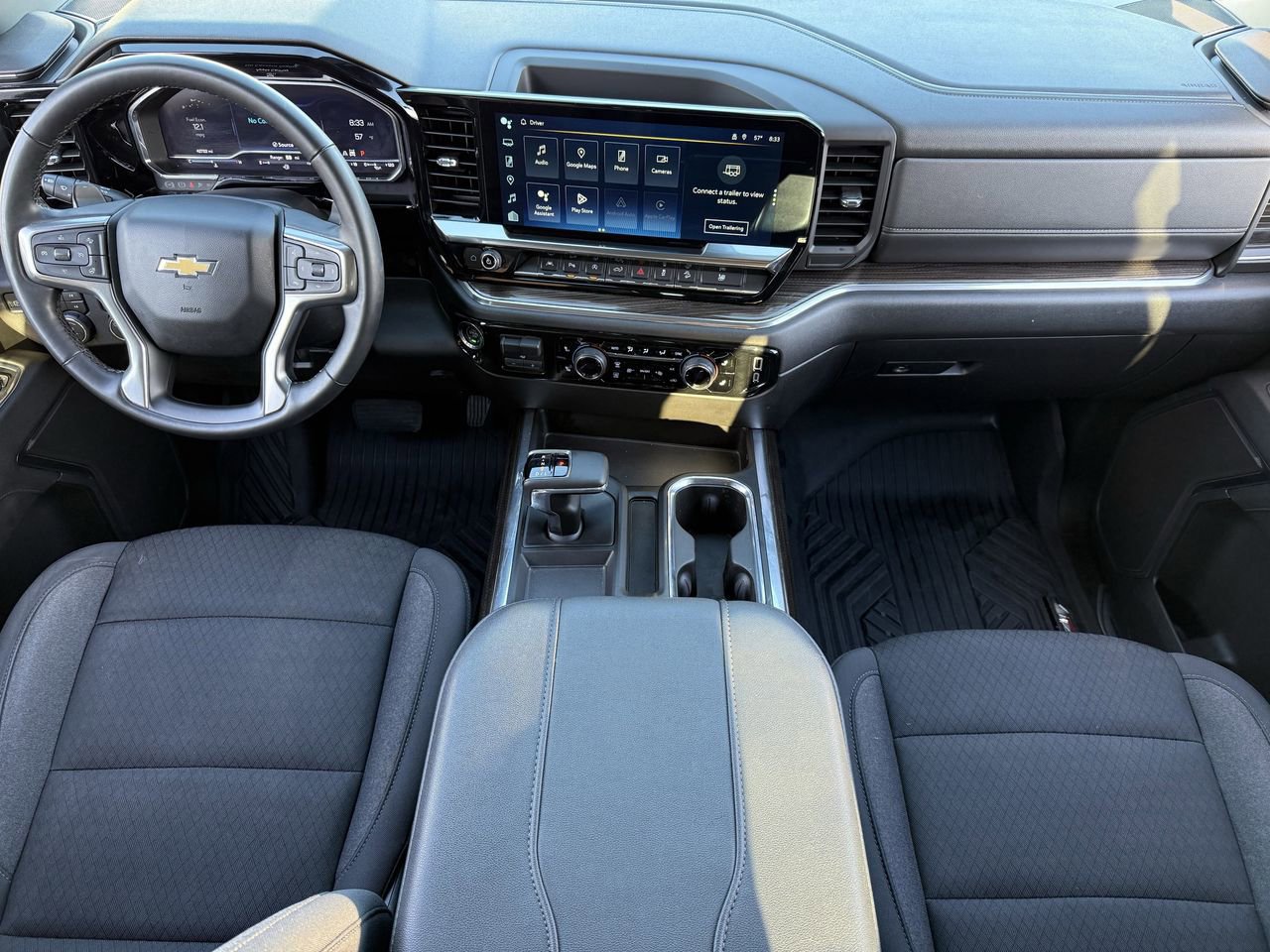Used 2024 Chevrolet Silverado 1500 LT w/ Z71 Off-Road Package AWD/4WD image 11