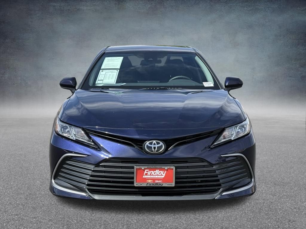 Used 2021 Toyota Camry LE image 9