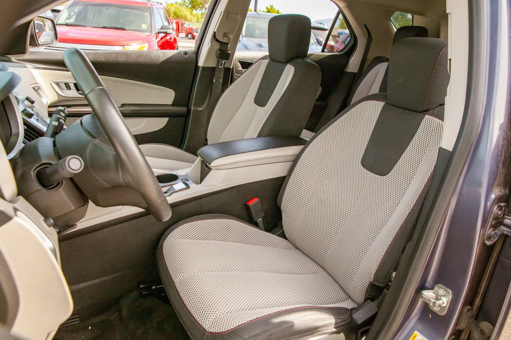 Used 2013 Chevrolet Equinox LT w/ Driver Convenience Package AWD/4WD image 13
