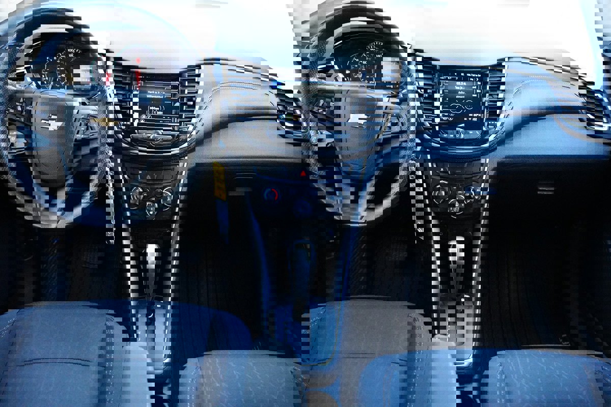 Used 2020 Chevrolet Trax LT image 12