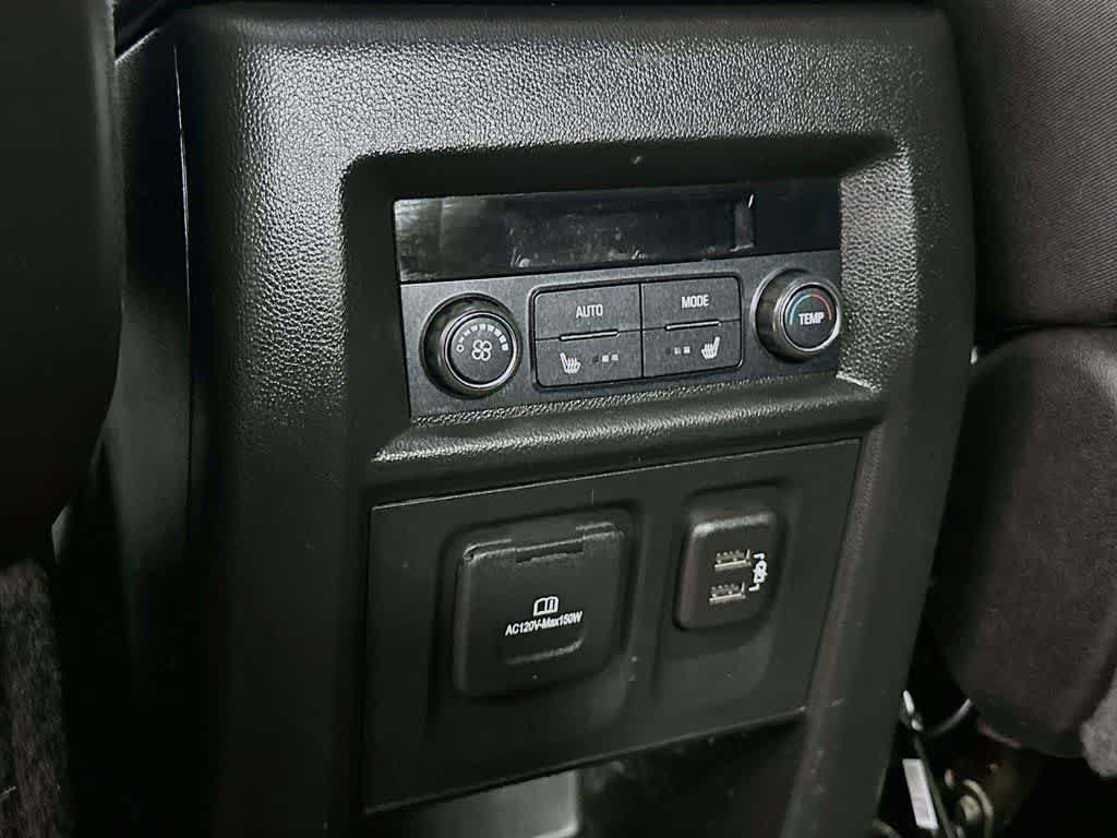 Used 2021 Chevrolet Traverse Premier w/ Redline Edition AWD/4WD image 13